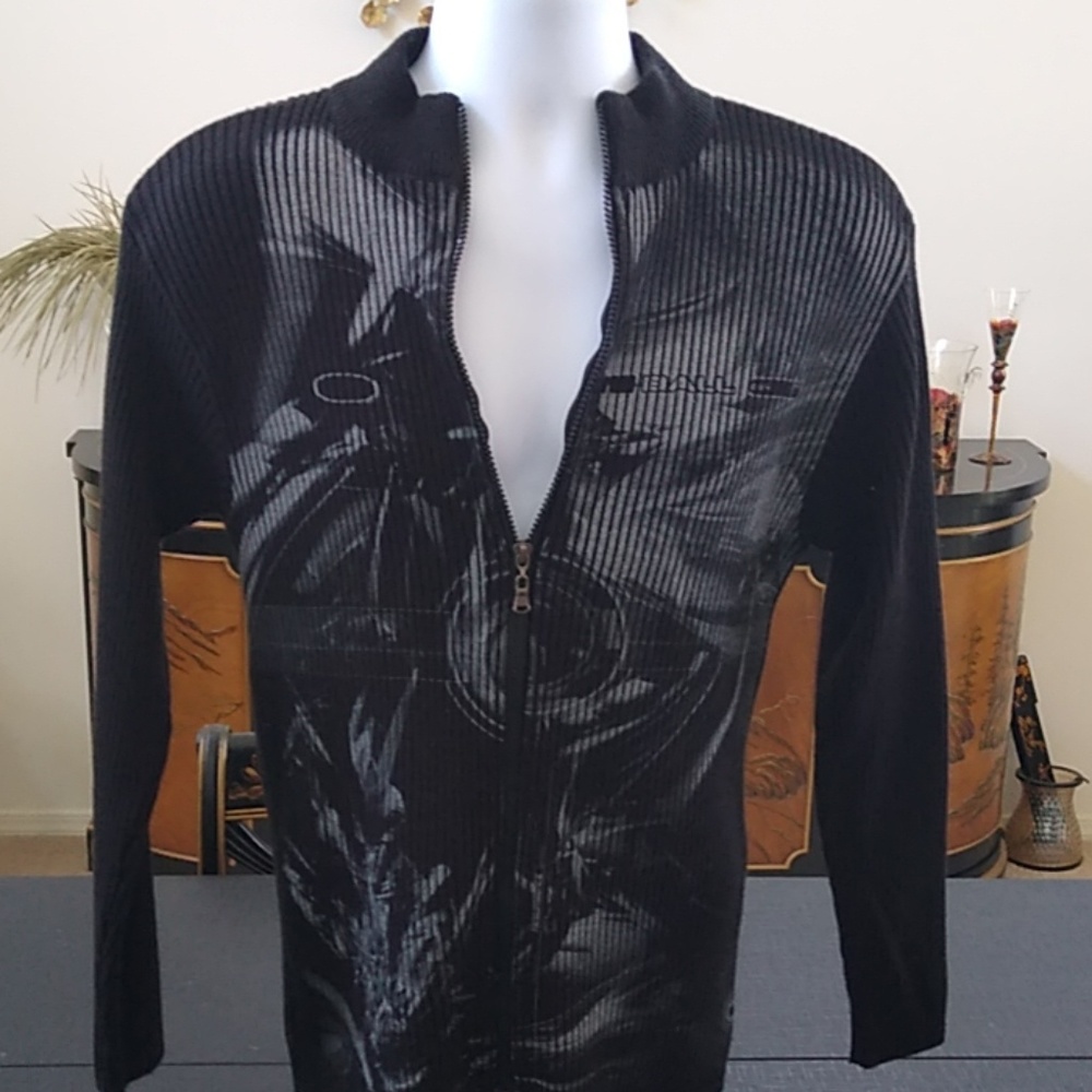 Fitted mens sweater